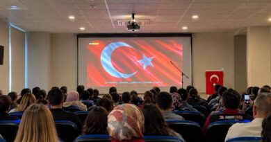 Özel Eğitim Meslek Okulu 29 Ekim Cumhuriyet Bayramını Coşku İle Kutladı